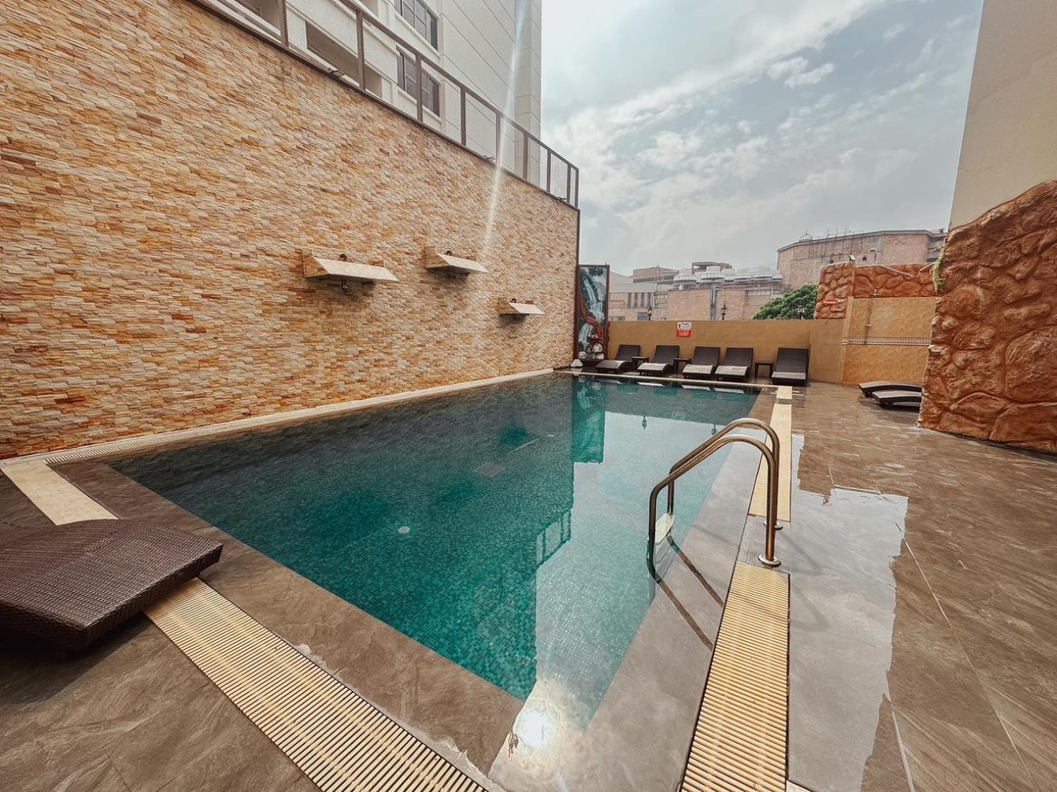 צ'יאנג מאי Hotel De Khuvieng מראה חיצוני תמונה